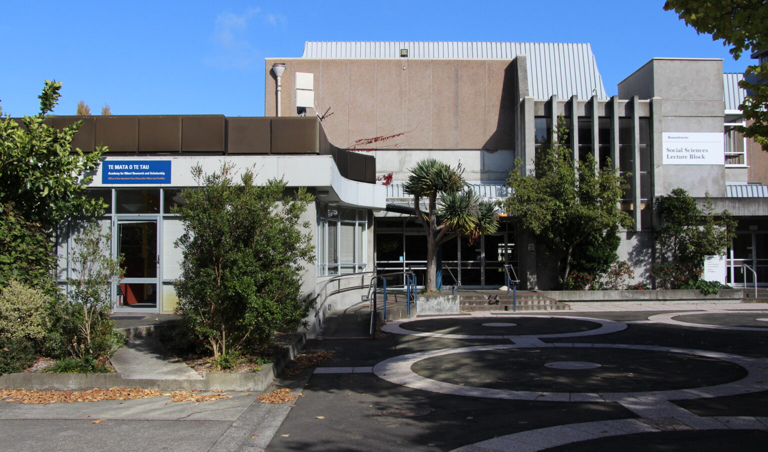Massey University Palmerston North Campus New Zealand 03 1536x904 1